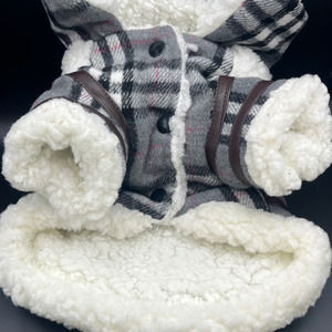 Cozy Plaid Dog Coat:‎ Stylish Winter Wear for Your Furry Friend!